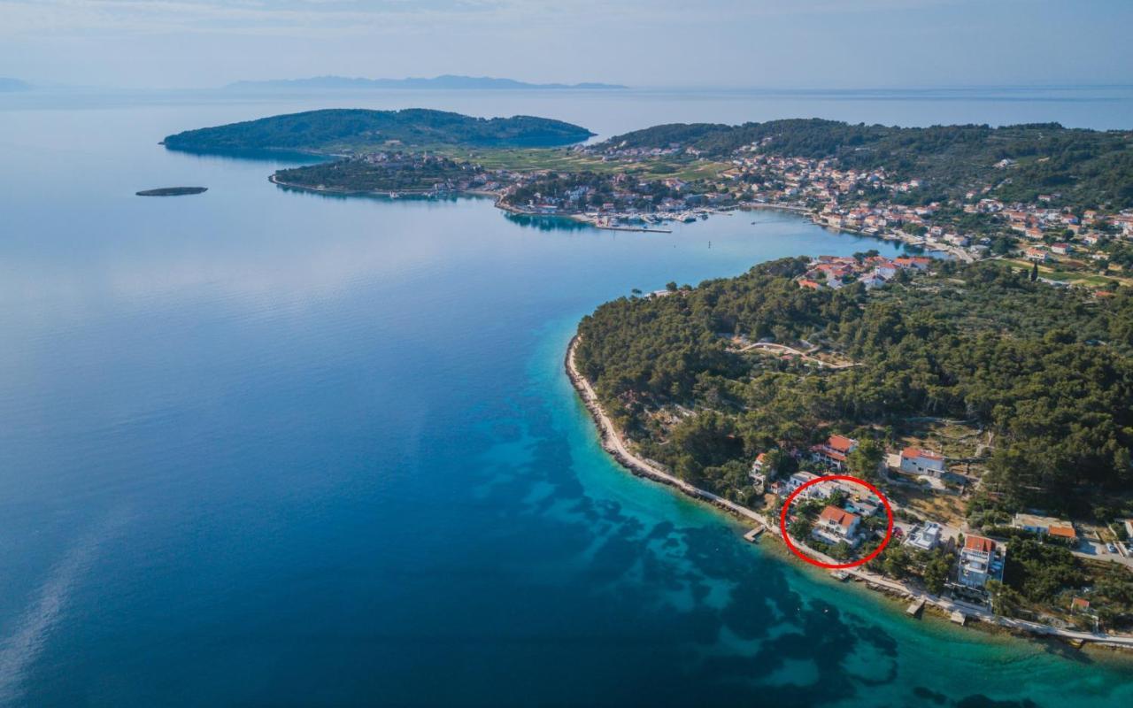Apartments by the sea Lumbarda, Korcula - 4446 Bagian luar foto