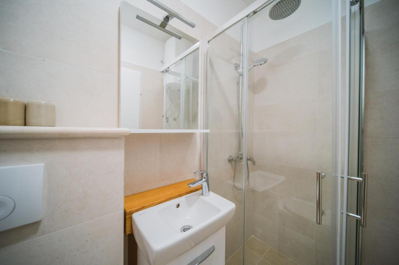 Apartments by the sea Lumbarda, Korcula - 4446 Bagian luar foto
