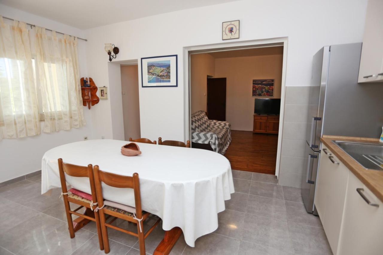 Apartments by the sea Lumbarda, Korcula - 4446 Bagian luar foto