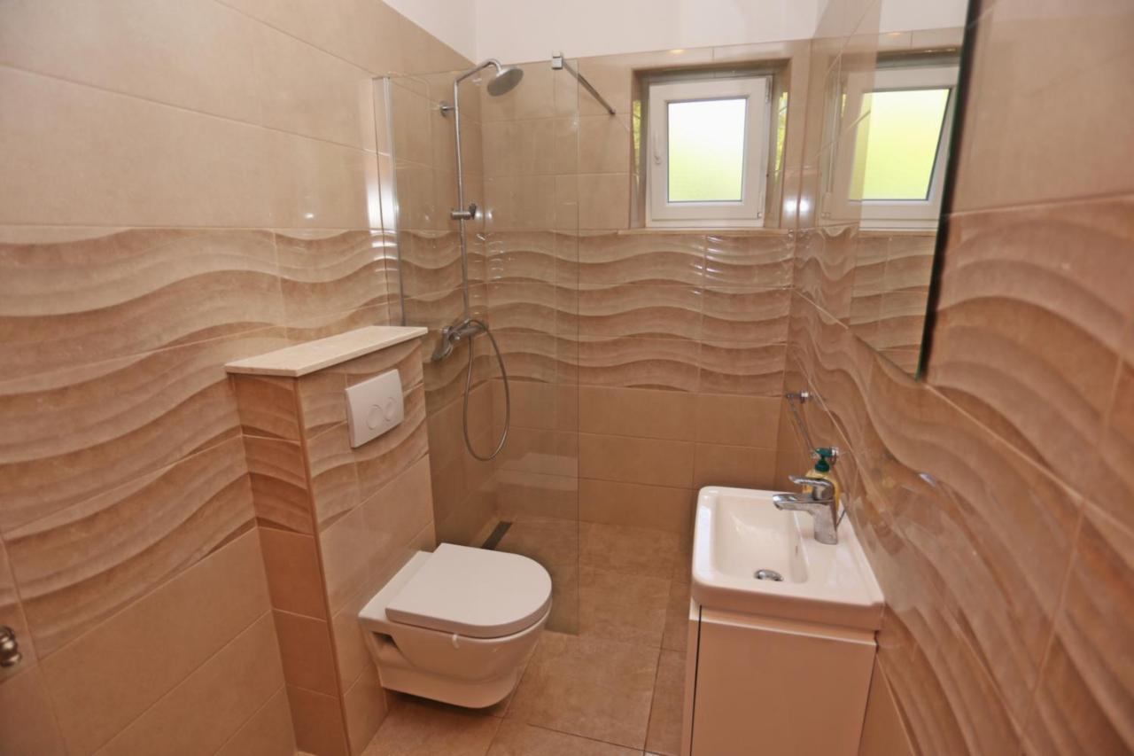 Apartments by the sea Lumbarda, Korcula - 4446 Bagian luar foto