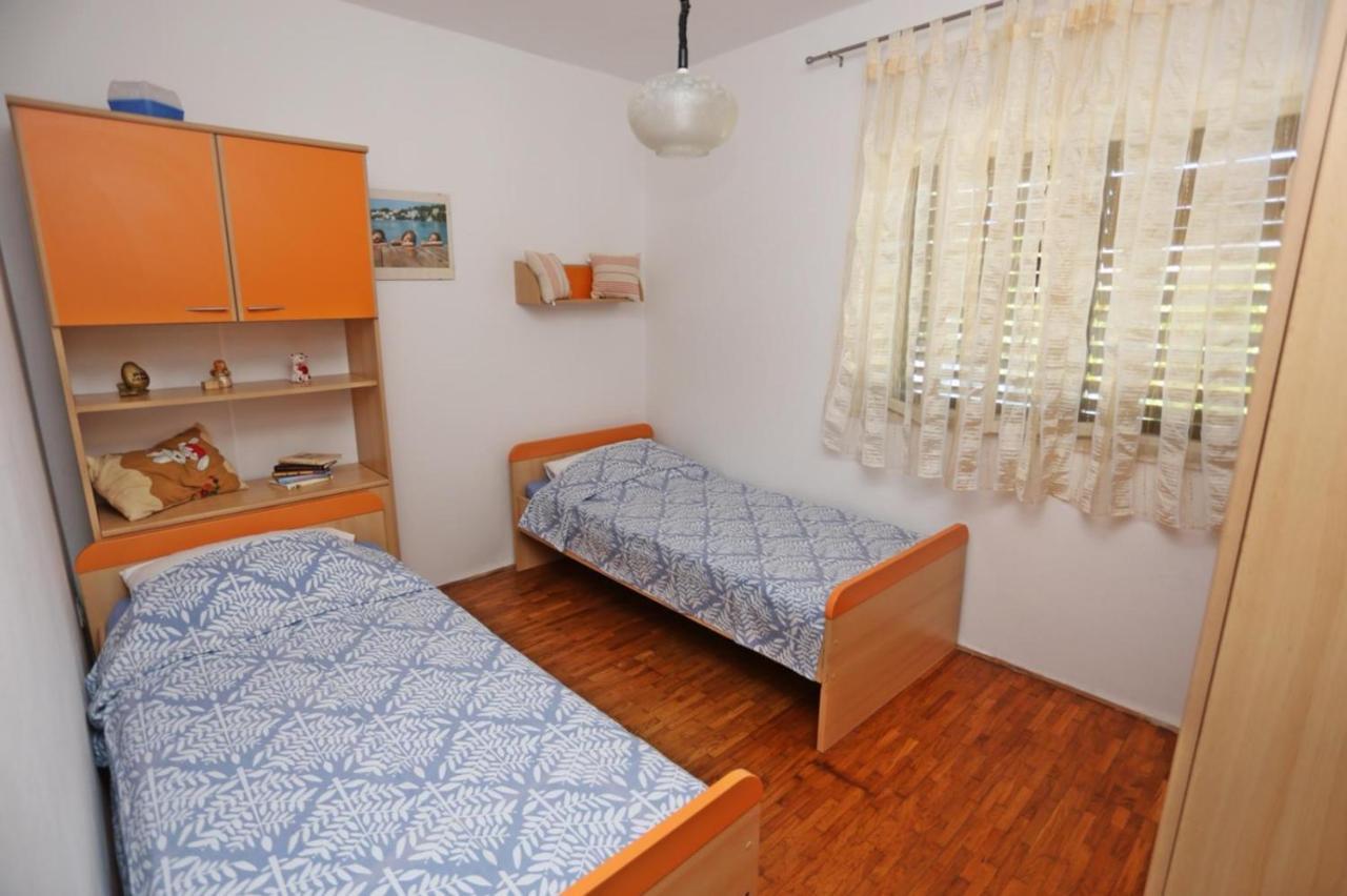 Apartments by the sea Lumbarda, Korcula - 4446 Bagian luar foto
